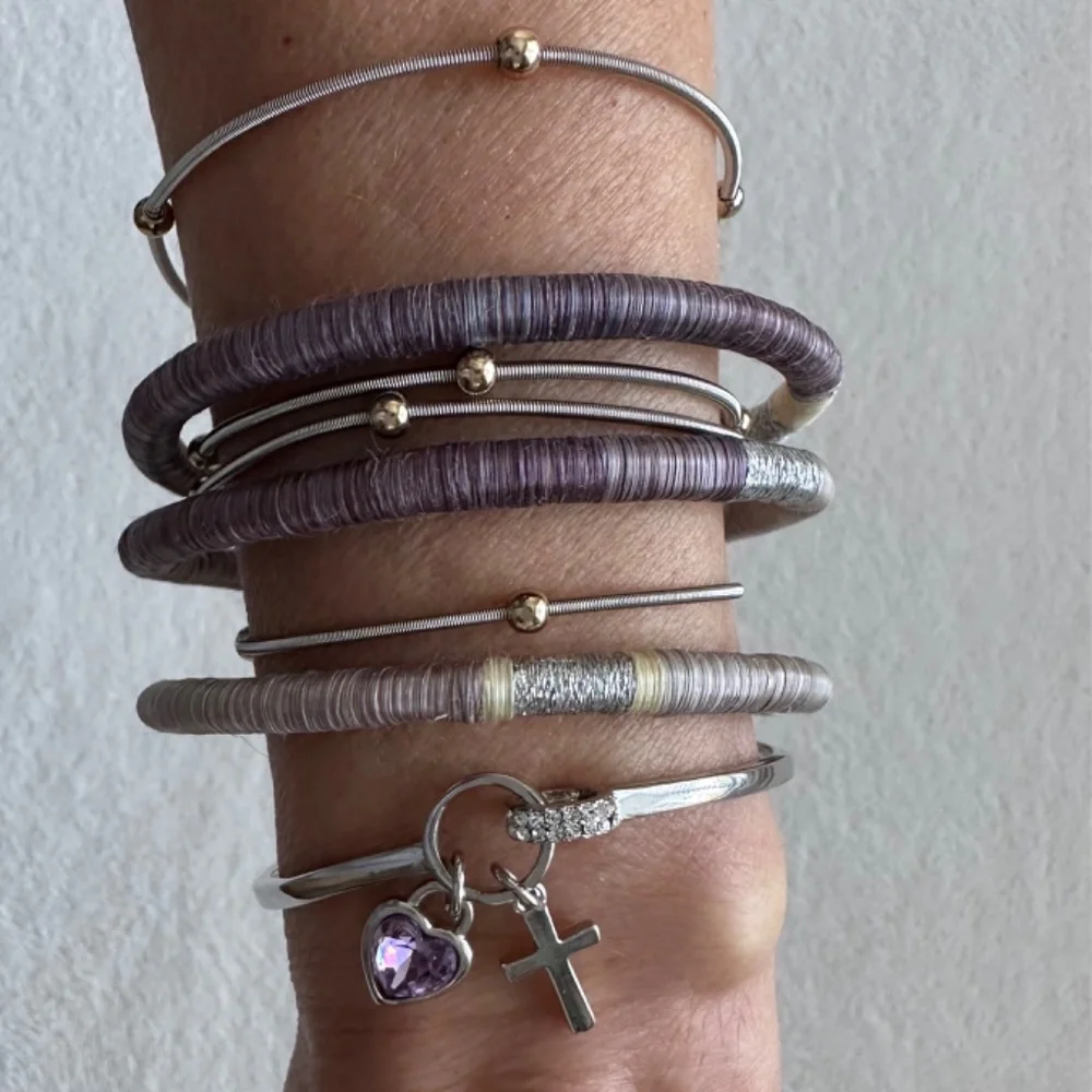 Handmade Flexible Bangle Bracelets from Rwanda - set of 3 blue/silver - Picture 13 of 15